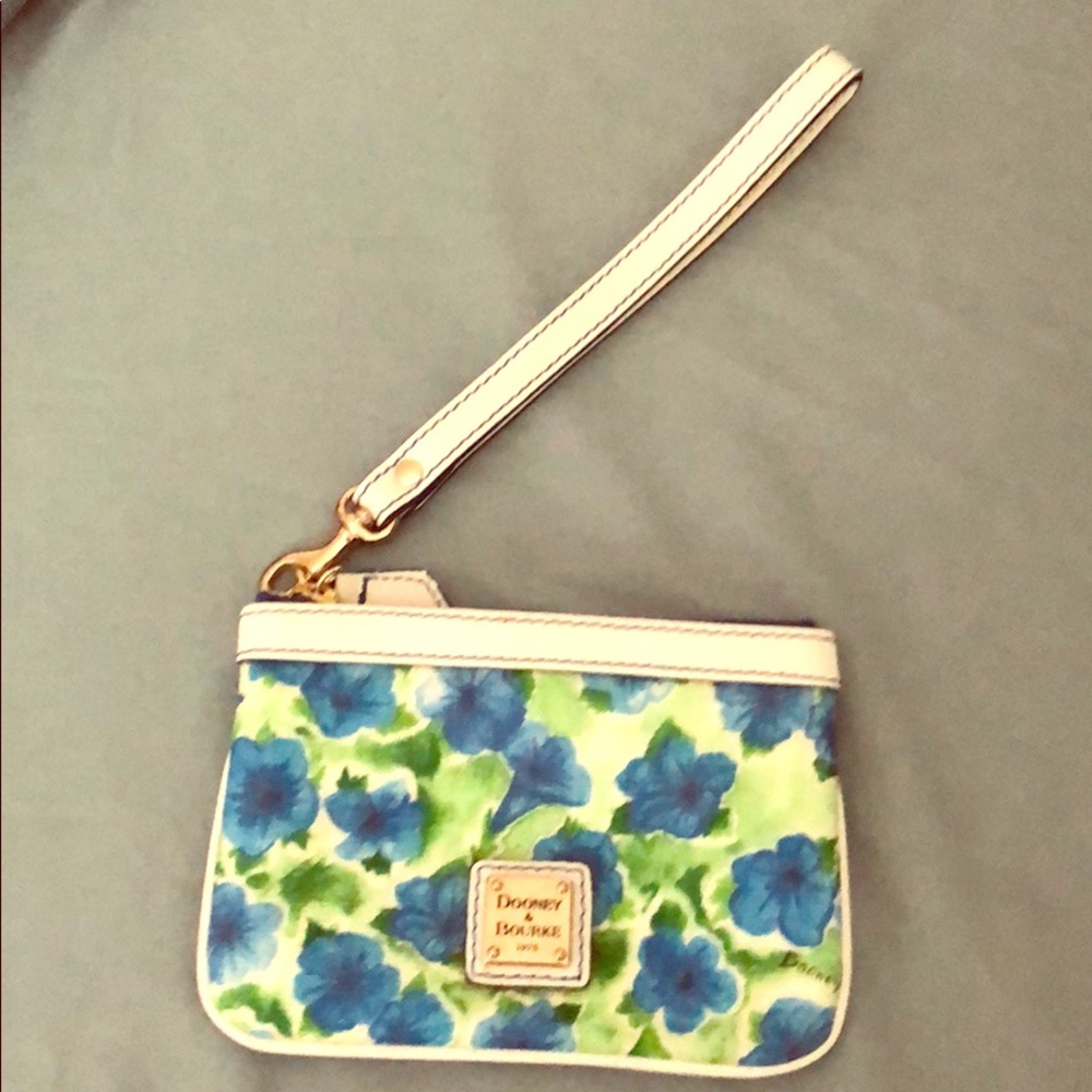 Dooney & Bourke Wristlet